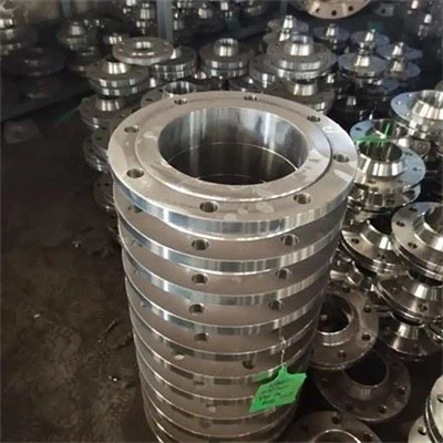 Bride à souder à douille ANSI B16.5